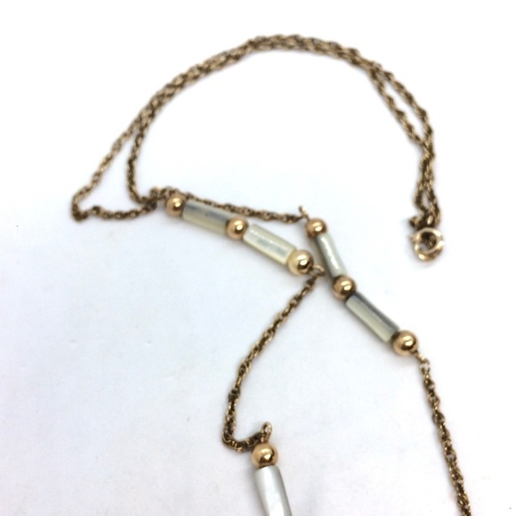 3/$30 VINTAGE PORCELAIN MEDALLION NECKLACE FLORAL GOLD TONE CHAIN BOHO ASIAN - Picture 8 of 12